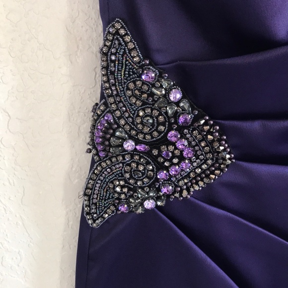 Eliza J satin purple dress with jewels - Picture 2 of 6
